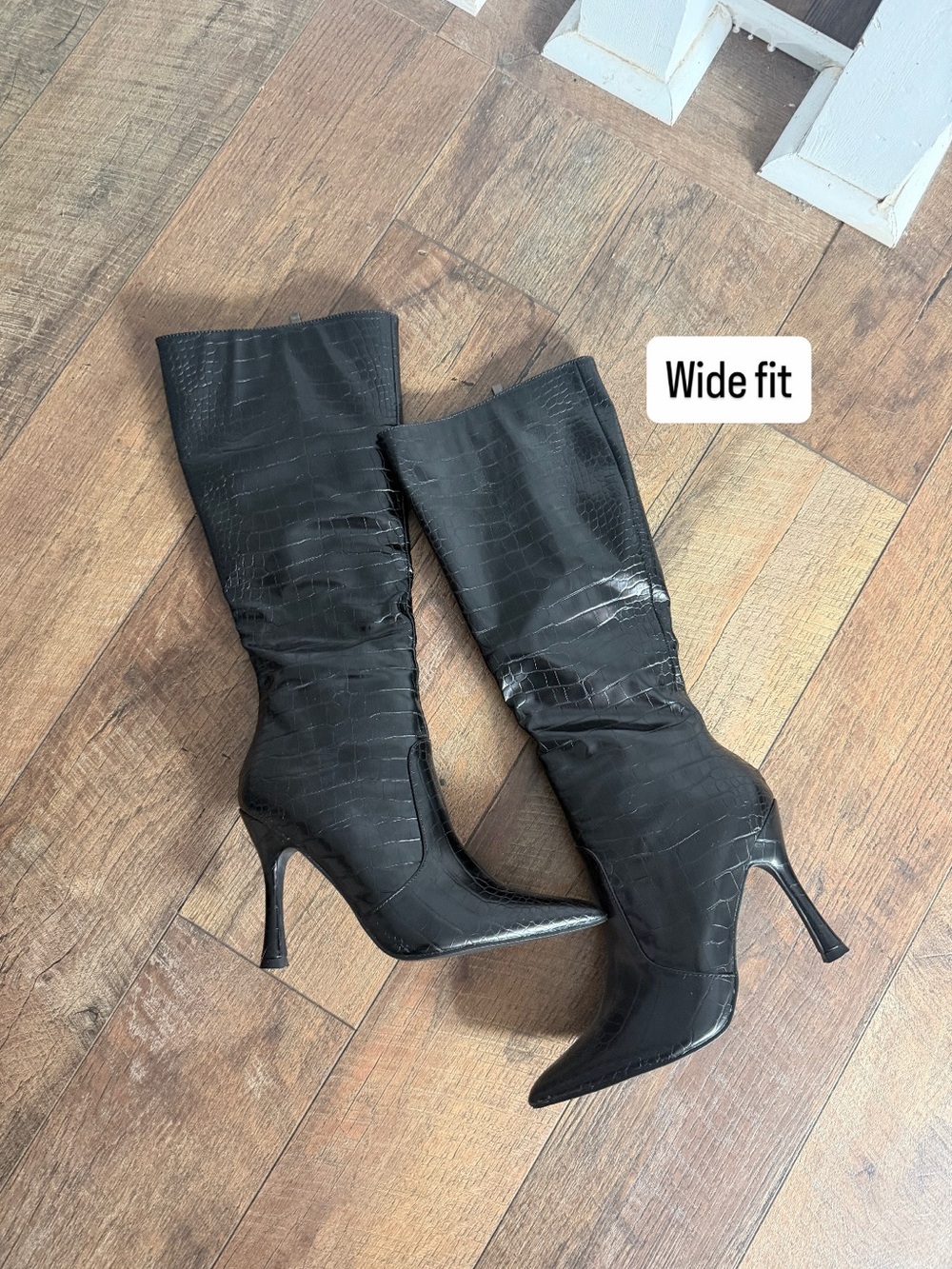 Boohoo Black Croc-Embossed Knee-High Stiletto Boots - Wide Fit